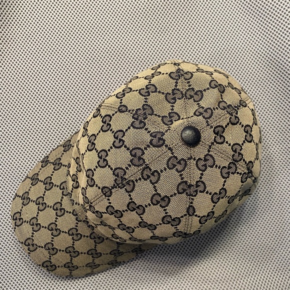 GUCCI SNAPBACK (BLUE MONOGRAM) - Picture 5 of 15